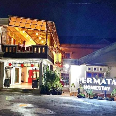 Permata Homestay Kotamobagu Mitra Reddoorz Exteriör bild
