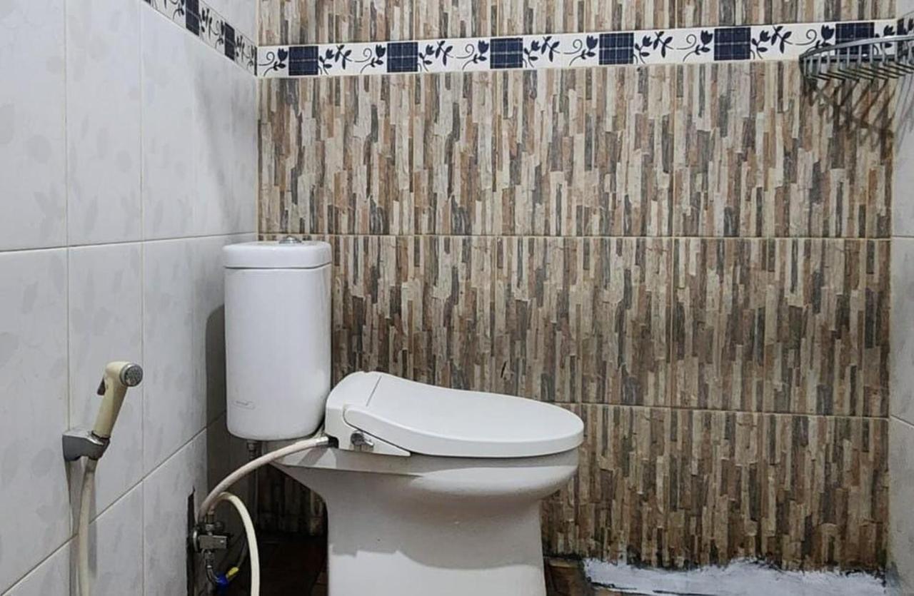 Permata Homestay Kotamobagu Mitra Reddoorz Exteriör bild