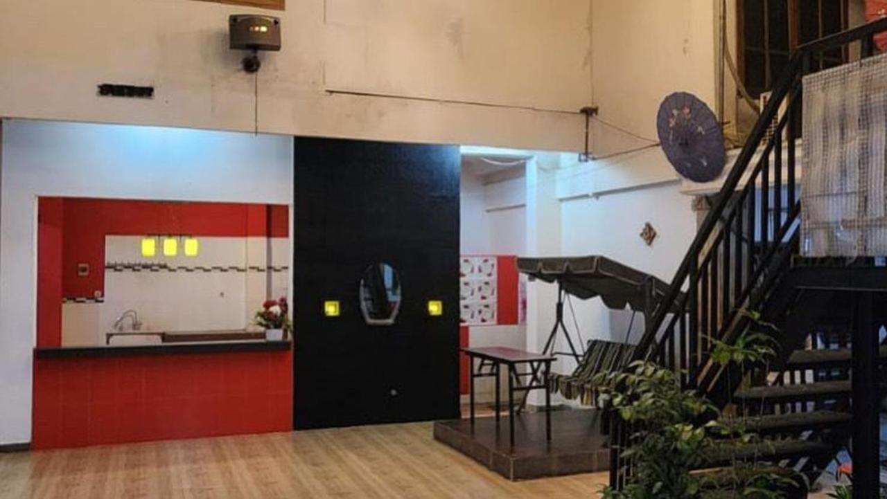 Permata Homestay Kotamobagu Mitra Reddoorz Exteriör bild